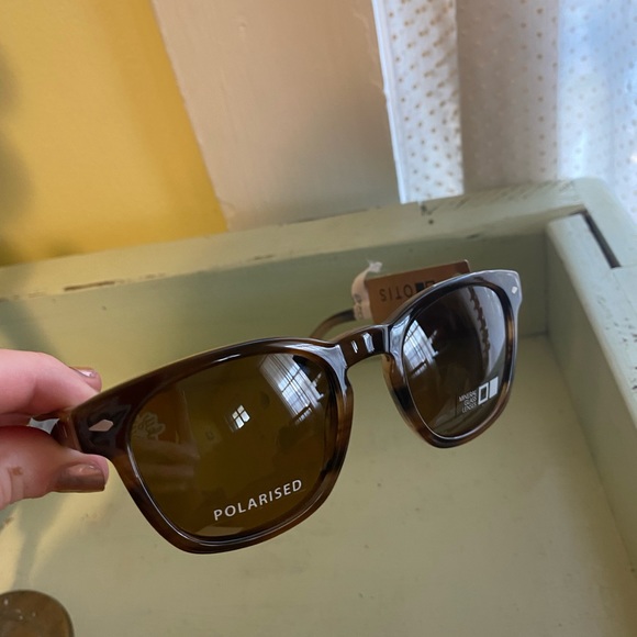 Otis Mineral Eyewear Summer of 67 Eco Polarized Sunglasses - Picture 4 of 5